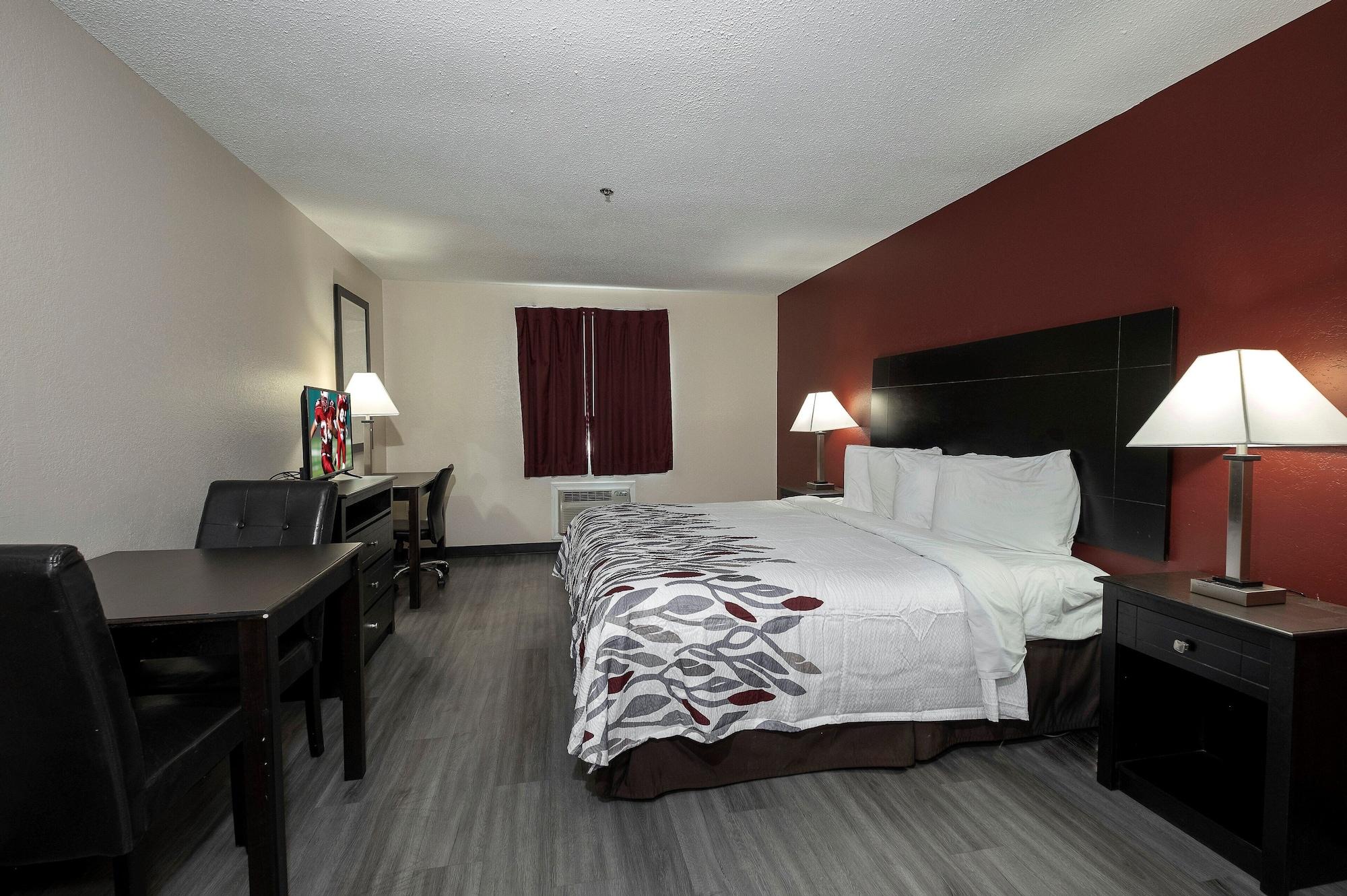 Red Roof Inn & Suites Pensacola-Nas Corry Beach Haven Zewnętrze zdjęcie
