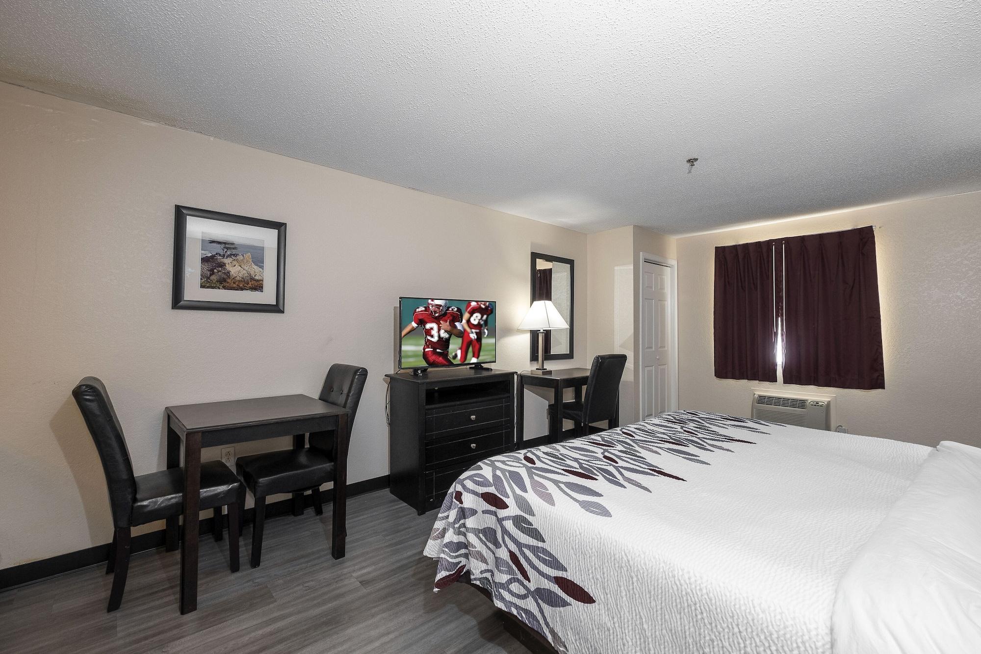 Red Roof Inn & Suites Pensacola-Nas Corry Beach Haven Zewnętrze zdjęcie