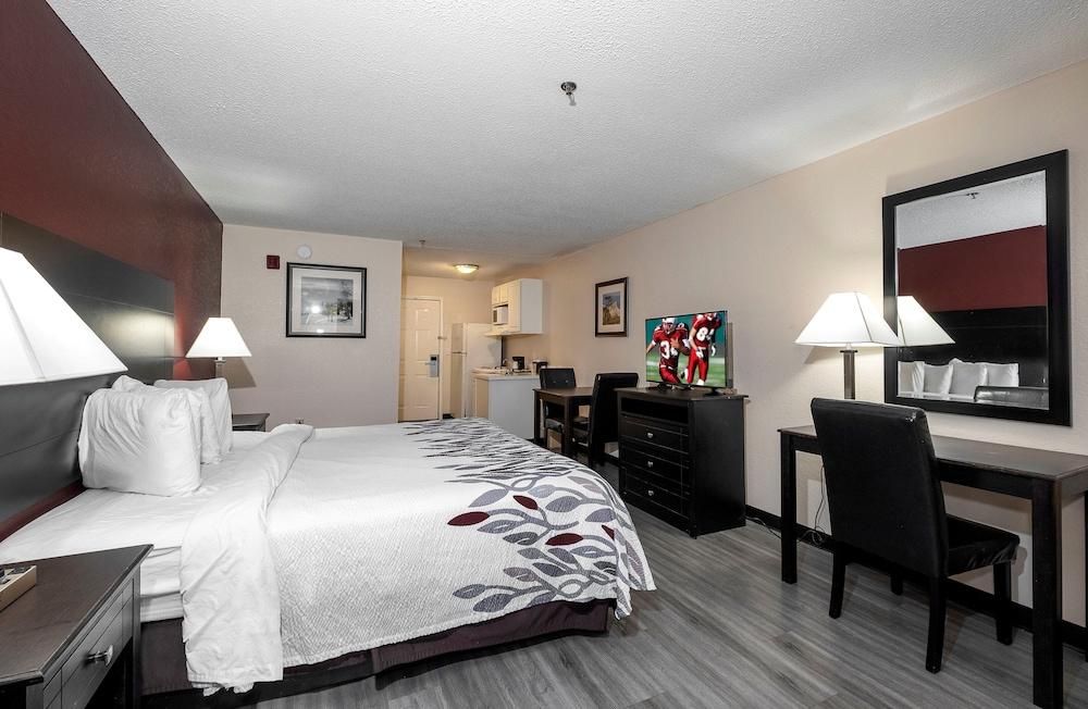 Red Roof Inn & Suites Pensacola-Nas Corry Beach Haven Zewnętrze zdjęcie