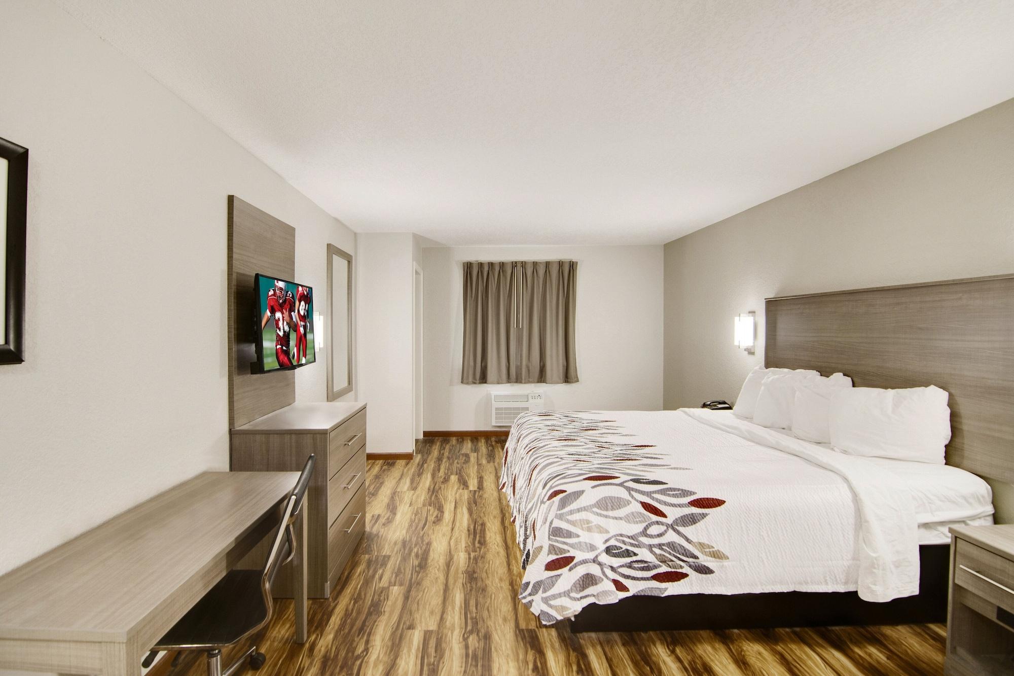 Red Roof Inn & Suites Pensacola-Nas Corry Beach Haven Zewnętrze zdjęcie