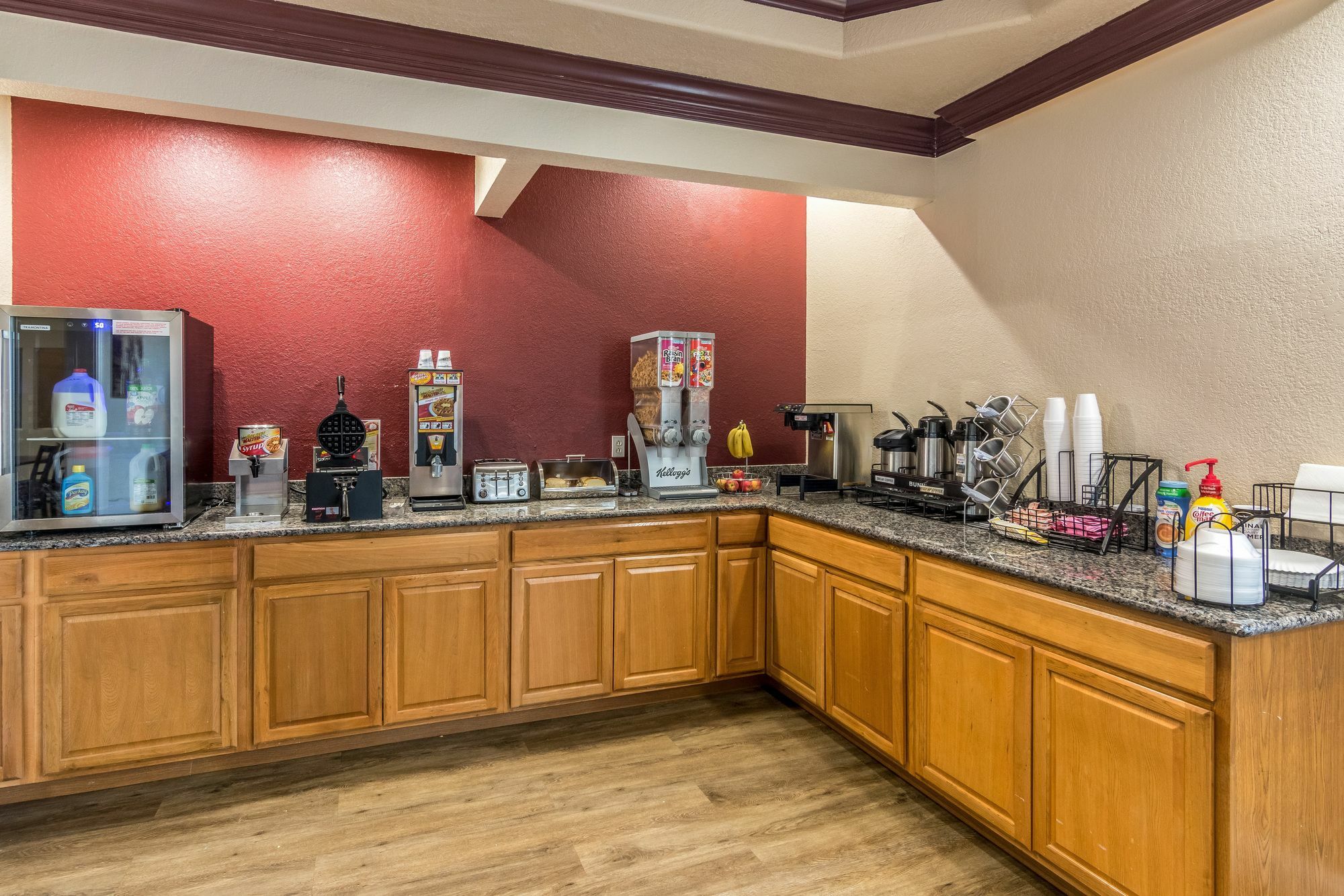 Red Roof Inn & Suites Pensacola-Nas Corry Beach Haven Zewnętrze zdjęcie